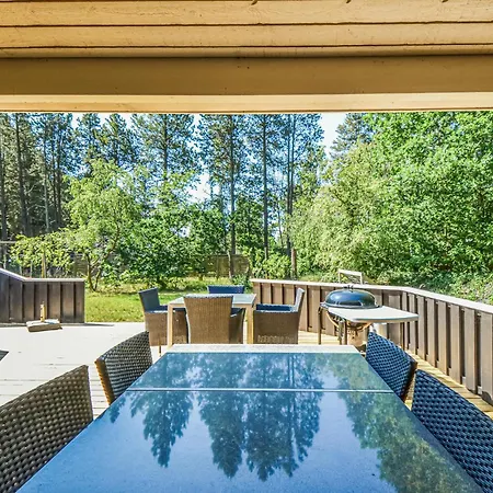 4 Bedroom Lovely In Ebeltoft